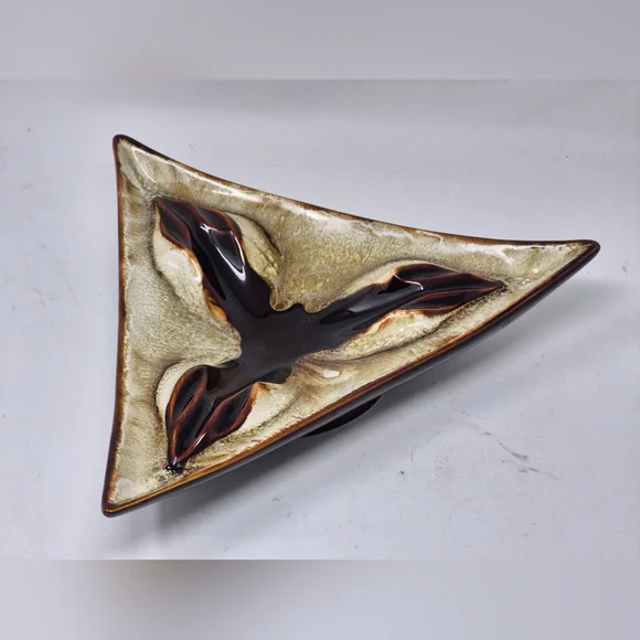 Vintage Ceramic Triangle Ashtray - Picture 1 of 3
